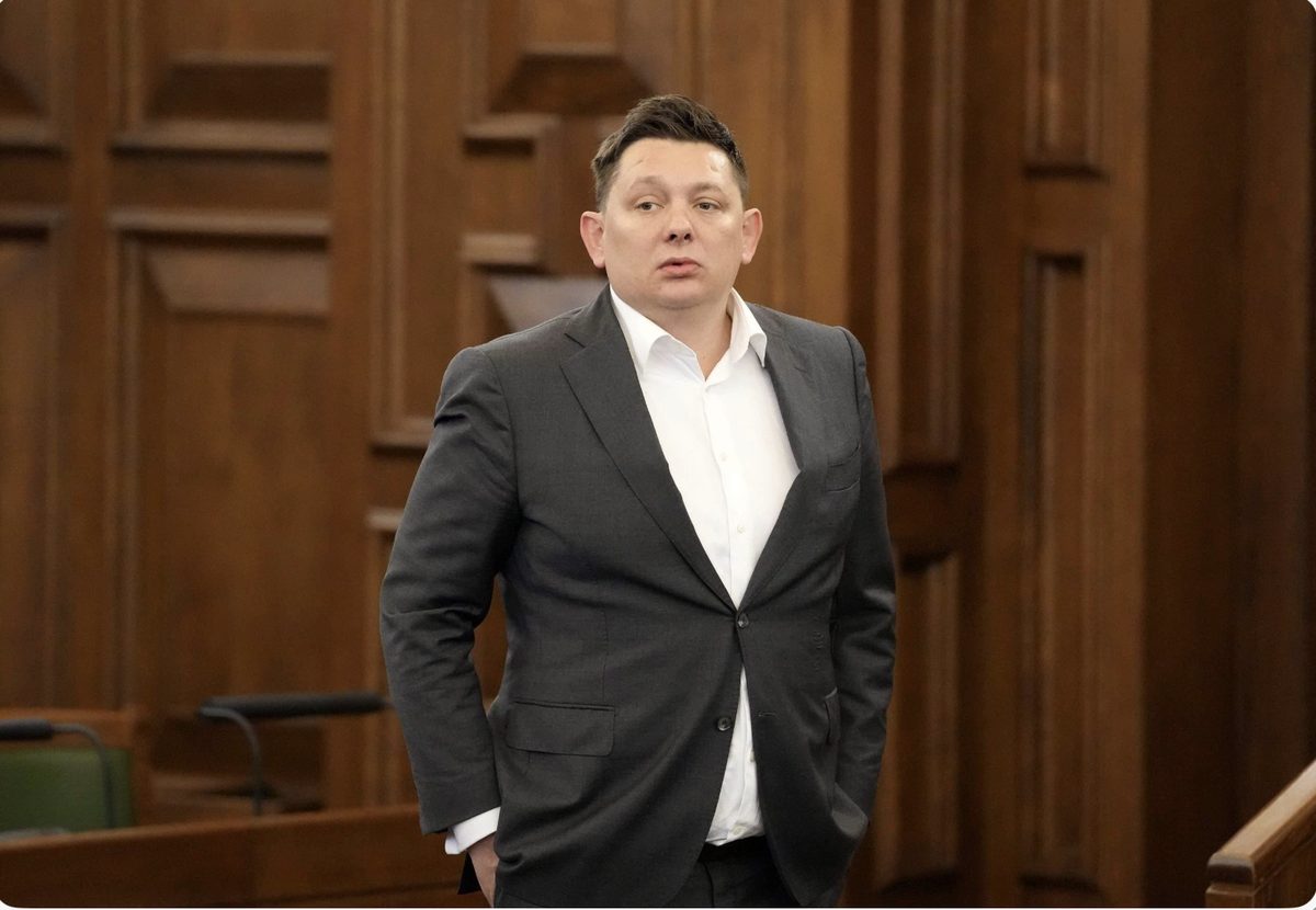 Artuss Kaimiņš